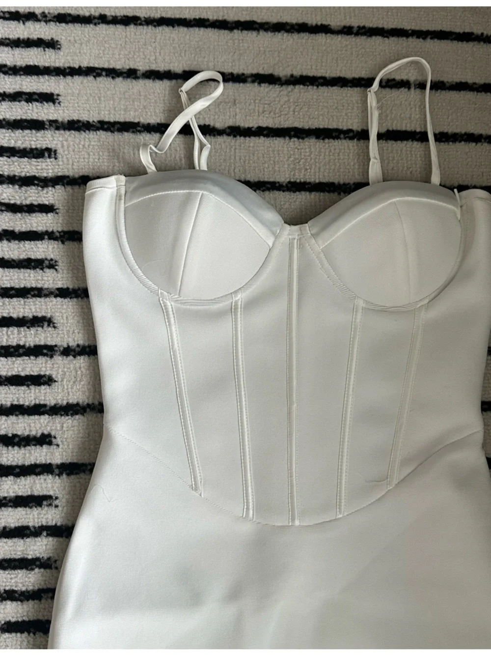 White Feather-Hem Bustier Mini Dress - Picture 3 of 4